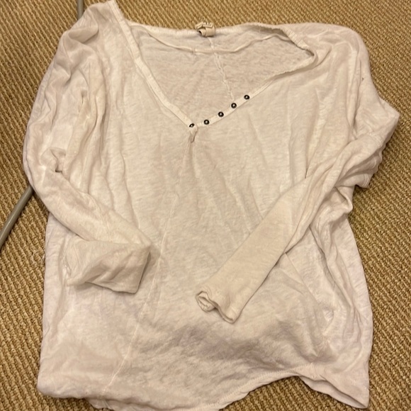 Free People Tops - FREE PEOPLE long sleeve tee
